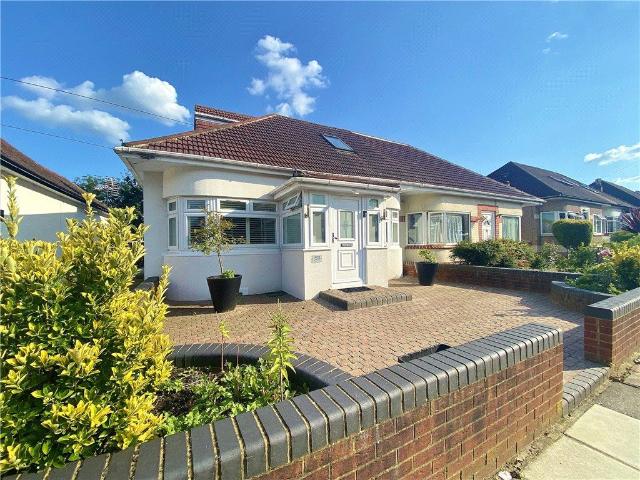 Bungalow for sale in Whitton, Greater London