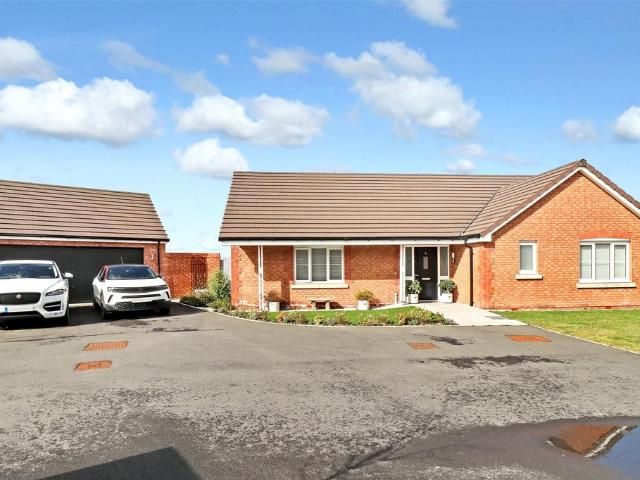 Bungalow for sale in Kentisbury, Devon