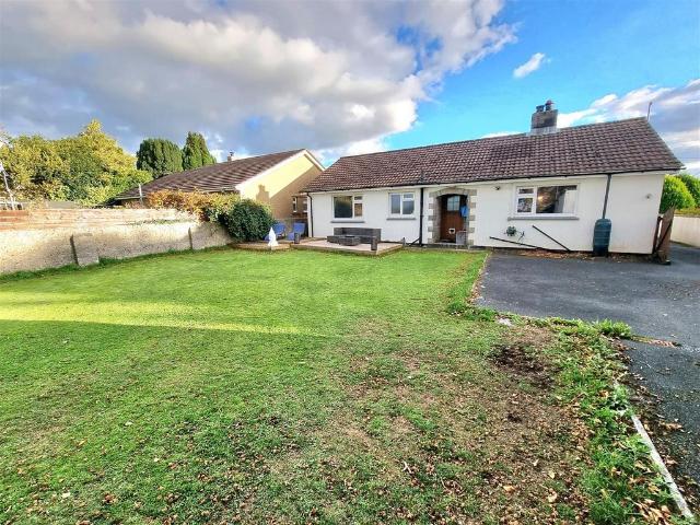 Bungalow for sale in South Petherwin