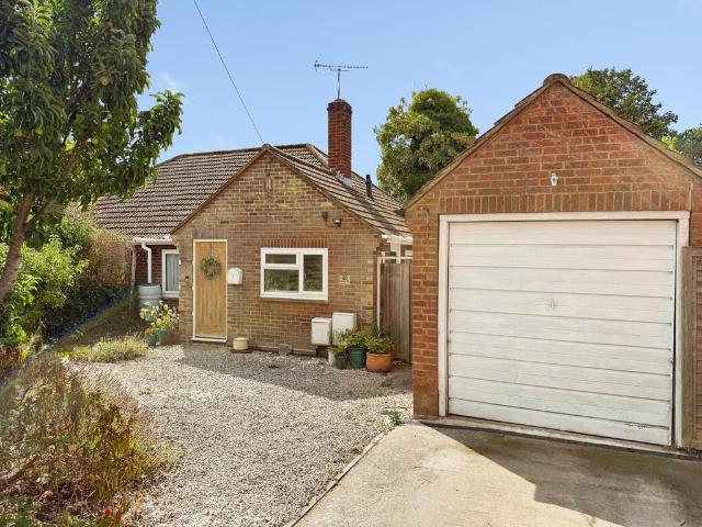 Bungalow for sale in Buckler's Park, Crowthorne