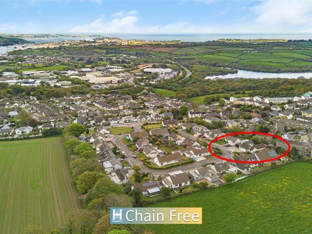 Bungalow for sale in Longdowns, Cornwall