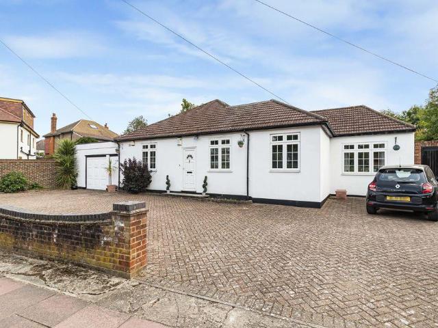 Bungalow for sale in Albany Park, Greater London