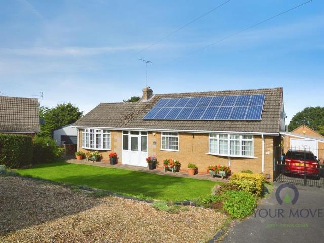 Bungalow for sale in Swadlincote, South Derbyshire
