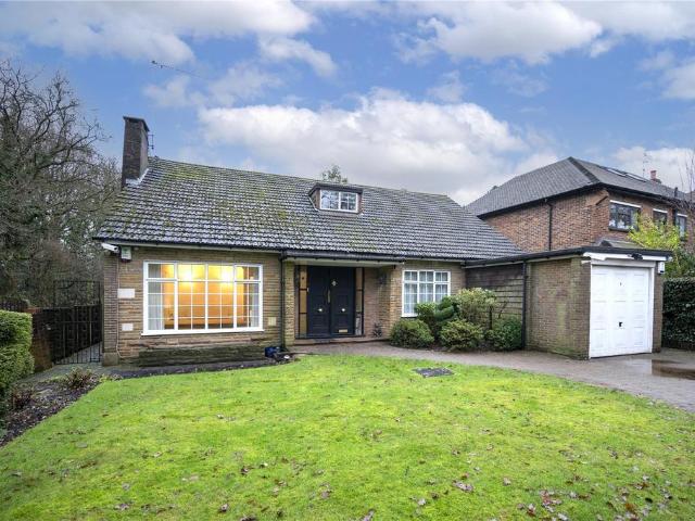 Bungalow for sale in Greater London