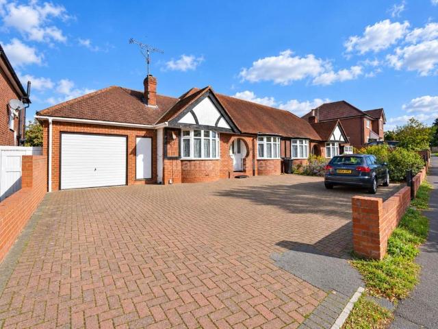 Bungalow for sale in Earley, Wokingham
