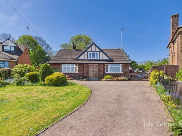 House for sale in Winshill, Beamhurst