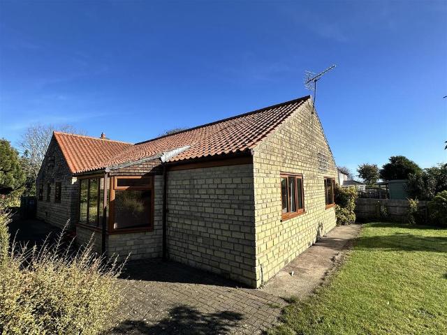 Bungalow for sale in Ebberston and Yedingham, Ebberston