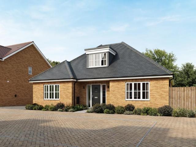 Bungalow for sale in Arlesey, Bedfordshire