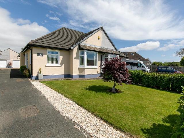 Bungalow for sale