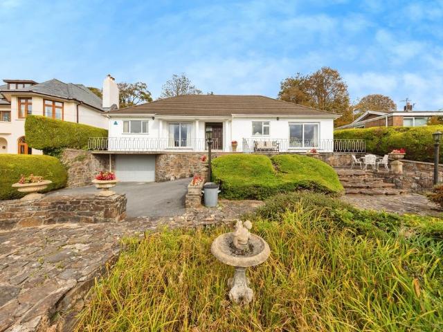Bungalow for sale in Sandy, Llanelli
