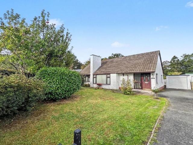 Bungalow for sale in Llanelly, Gilwern