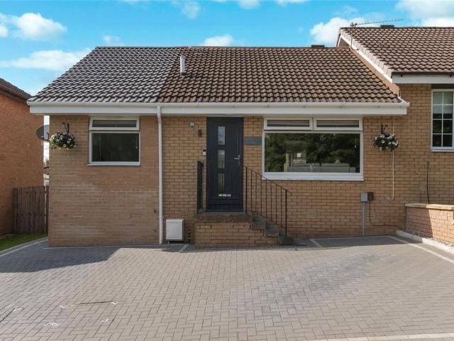 Bungalow for sale in Summerston, Scotland