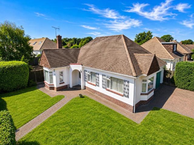 Bungalow for sale in Highcliffe