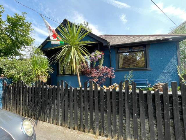 Bungalow for sale in Clydach, Wales