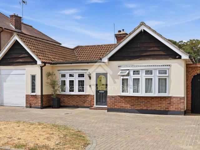 Bungalow for sale in Grays, Essex