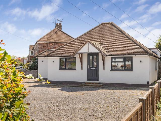 Bungalow for sale in Fole, Surrey