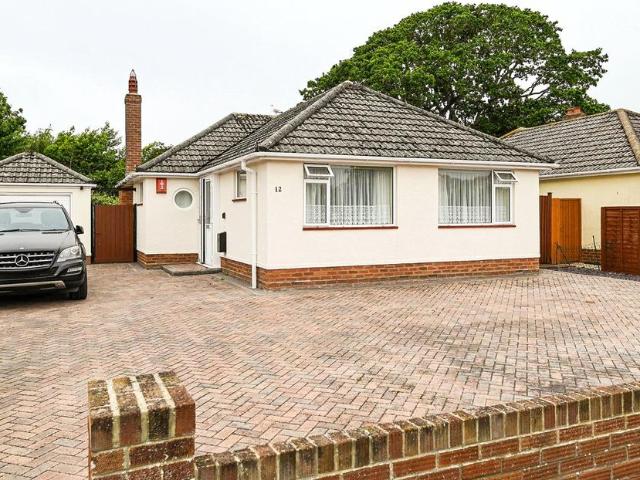 Bungalow for sale in Old Milton, Ashurst Bridge