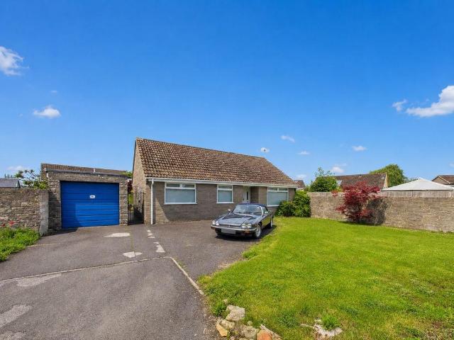 Bungalow for sale in Somerton, Somerset