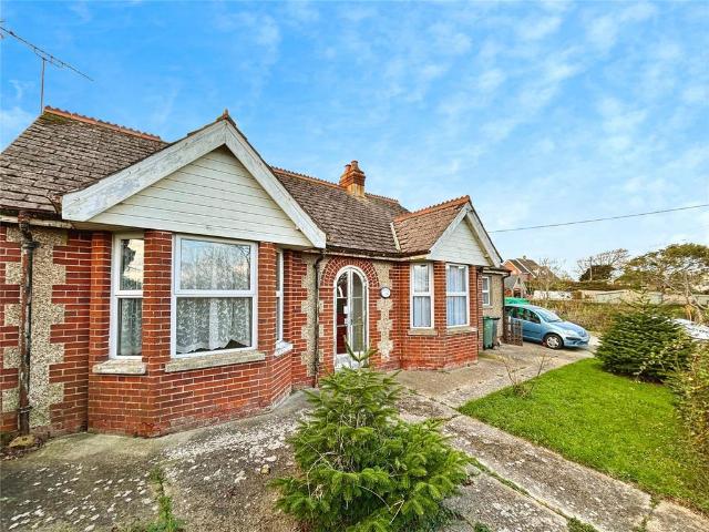 Bungalow for sale in Bierley, Niton