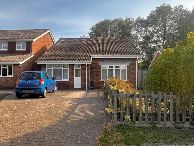 Bungalow for sale in Hardley, New Forest