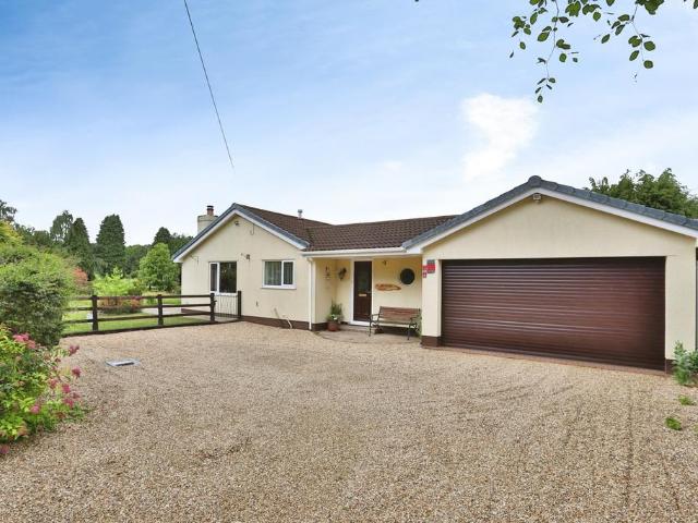 Bungalow for sale in Ashurst Bridge, Hampshire