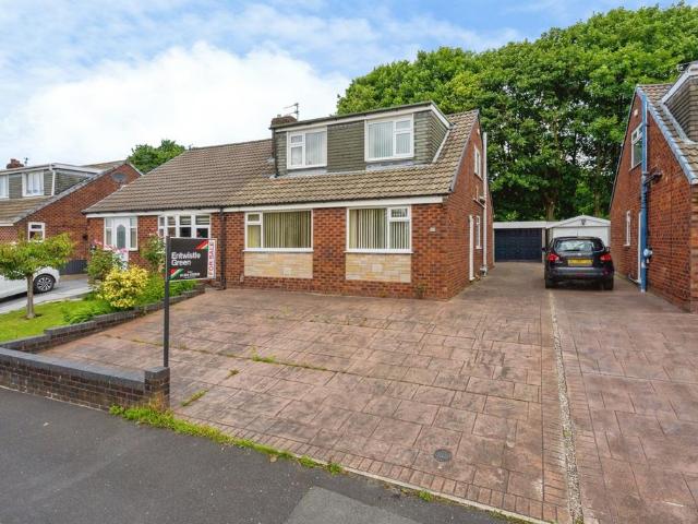Bungalow for sale in Lee Bank, Greater Manchester