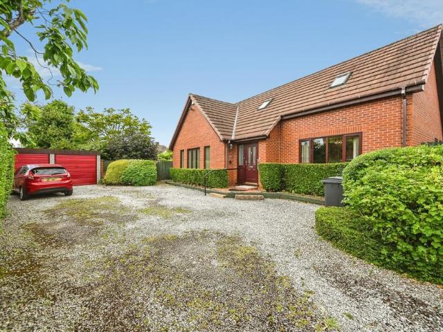 Bungalow for sale in Greystone Heath, Warrington