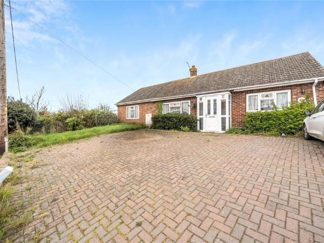 Bungalow for sale in Allhallows