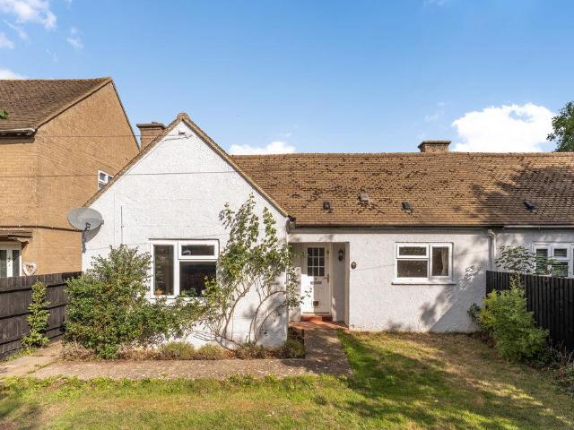 Bungalow for sale in Bloxham, Cherwell