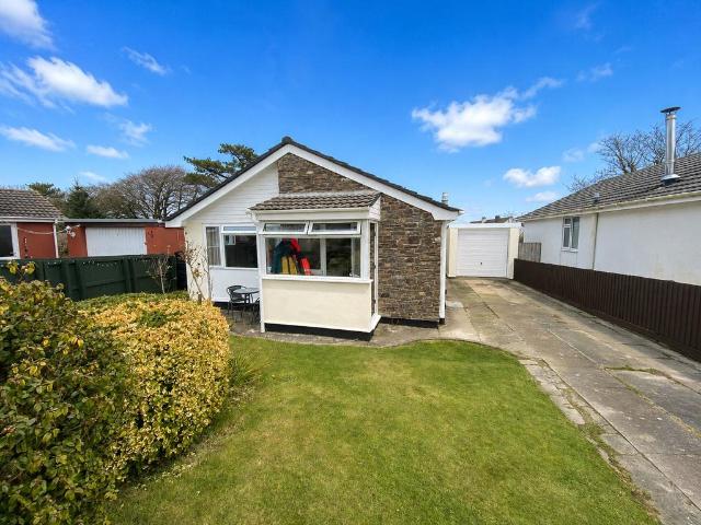 Bungalow for sale in Downinney, Cornwall