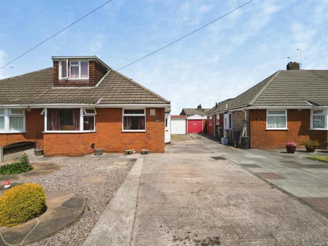 Bungalow for sale in Clifton, Salford