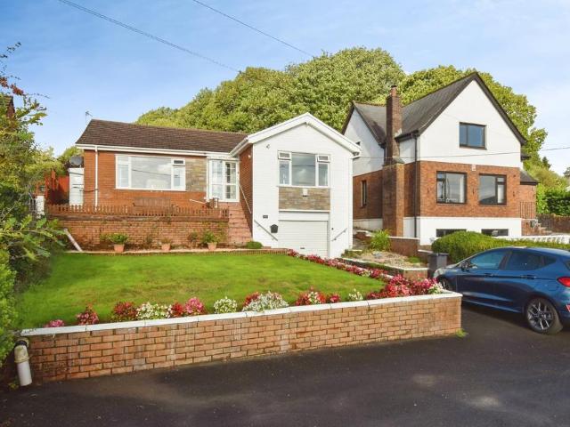 Bungalow for sale in Cilybebyll, Gellinudd