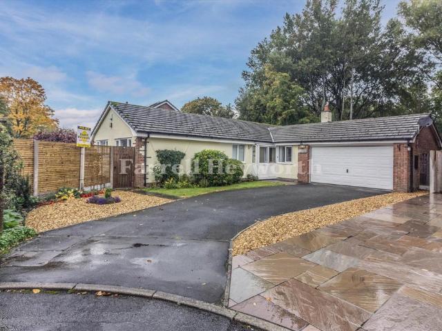 Bungalow for sale in Ingol, Preston