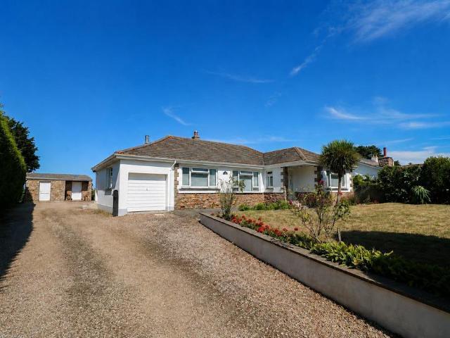 Bungalow for sale