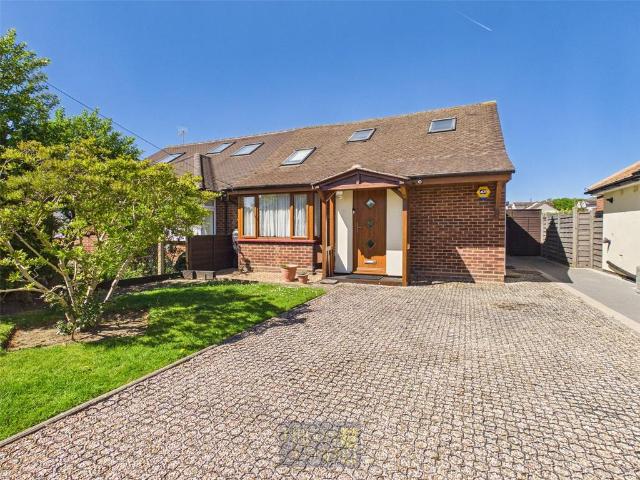 Bungalow for sale in Hutton, Navestock Side