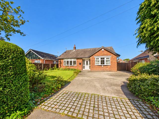 Bungalow for sale in Broughton, Preston