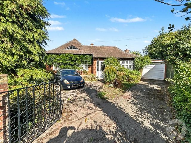 Bungalow for sale in London Borough of Bexley, Greater London