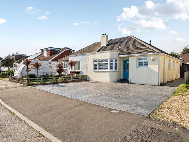 Bungalow for sale in Fishersgate, West Sussex