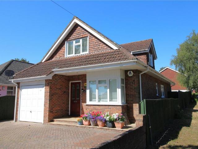 Bungalow for sale in Highcliffe