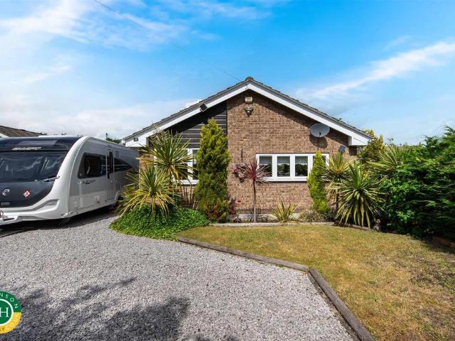 Bungalow for sale in Rossington, South Yorkshire