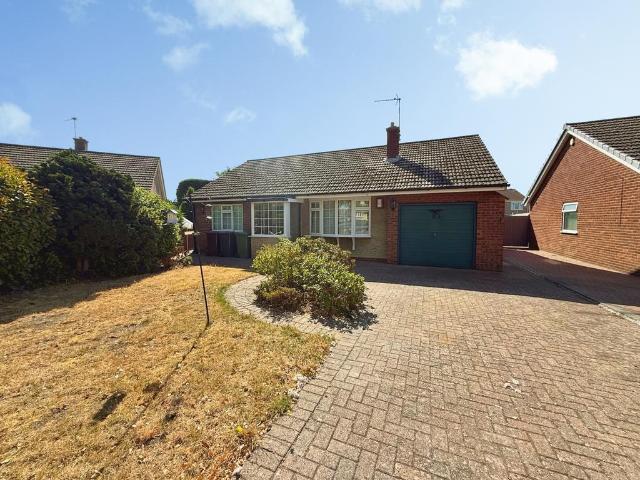Bungalow for sale in Birchwood, Brayford