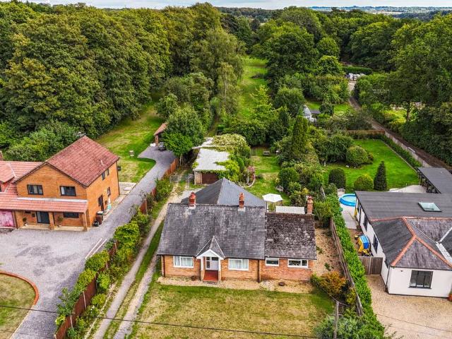 Bungalow for sale in Bolton Low Houses, Hampshire