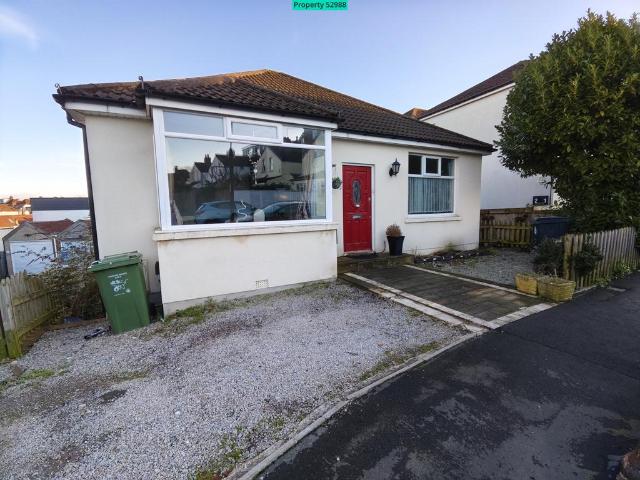 Bungalow for sale in Feckenham, City Of Bristol