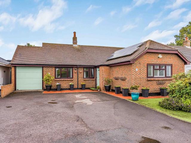 Bungalow for sale in Spring Vale, Hampshire