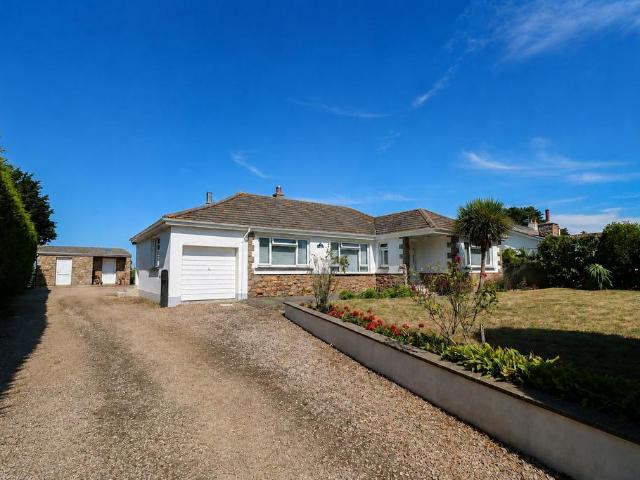 Bungalow for sale