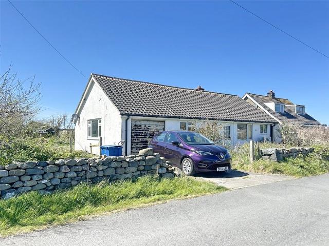 Bungalow for sale in Fairbourne, Wales