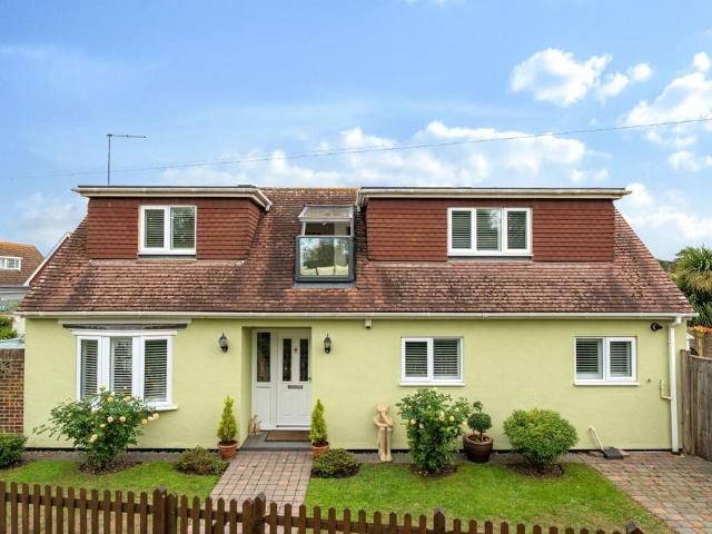 Bungalow for sale in Ferring, Arun
