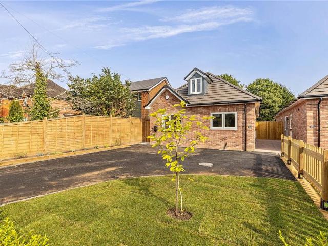 Bungalow for sale in Old Milton, Ashurst Bridge