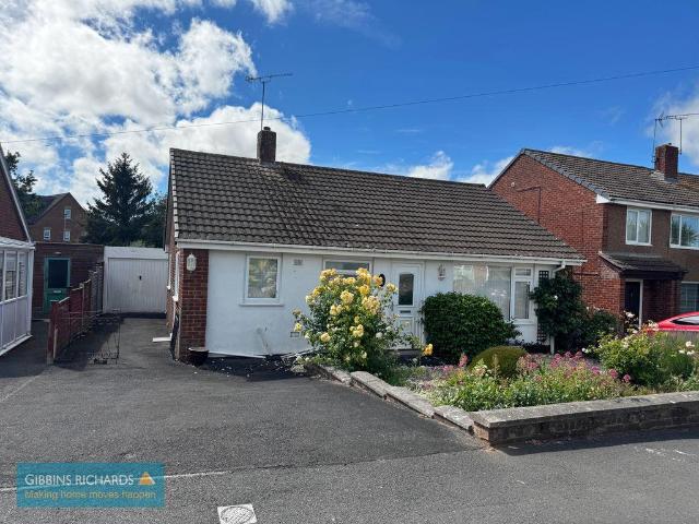 Bungalow for sale in Thurloxton, Somerset