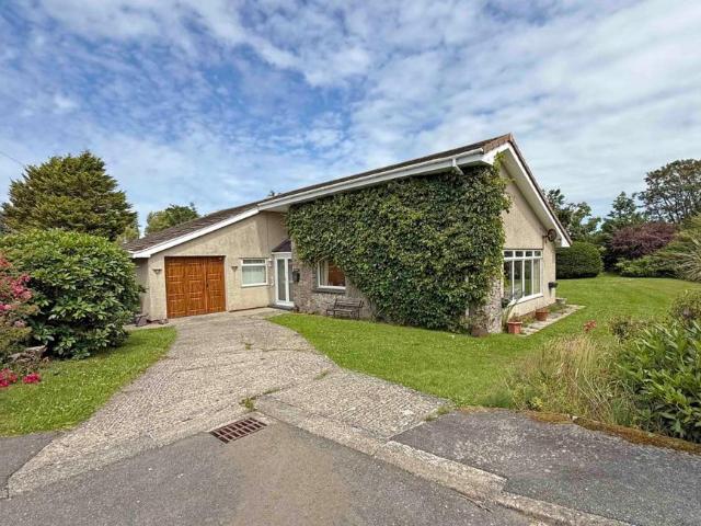 Bungalow for sale in Amlwch, Wales